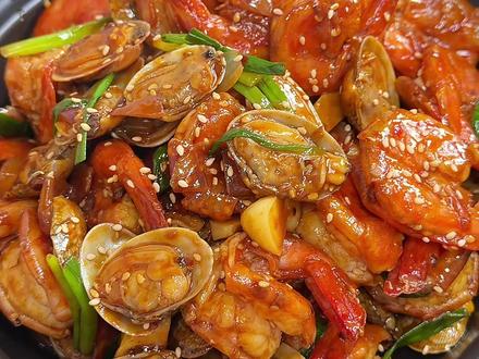干锅花甲虾 谁家现在还出去吃干锅菜啊,在家做真的太简单了,孩子都说比饭店的还好吃,不信你也去试试#谁懂这一口的好吃程度