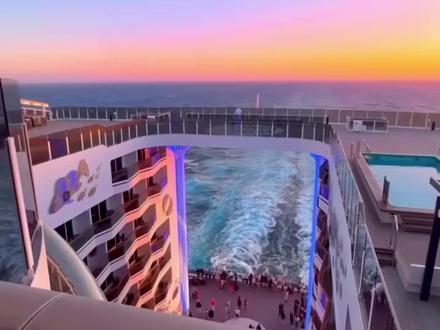 闺蜜👭我们该奖励自己一场邮轮旅行了🚢#邮轮旅行 #爱达魔都号 #济州岛 #韩国旅游 #邮轮