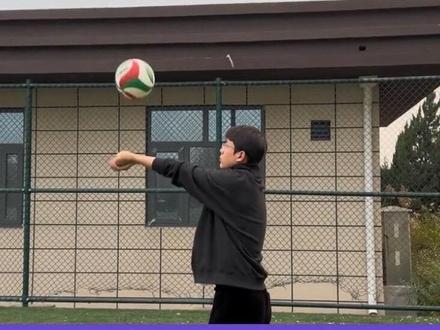 中考体育排球垫球四种超实用的练习方法 #中考体育排球垫球 #上热门🔥🔥🔥 #中考体育 #训练日常 #初中生