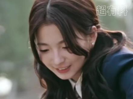 甜妹见多了!抽象风的还是第一次见!#怦然心动20岁 #张照愉 #甜妹儿 #抽象