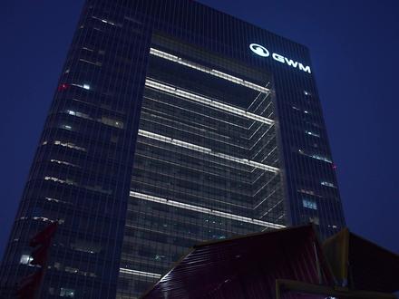 复古风再起?长城汽车未上市新车型意外曝光,引发猜想 #神秘车型现身长城总部 #这是不是长城超豪车 #魏牌圆梦