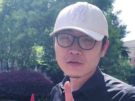 #好鞋推荐 男人到了四十岁,一定要拥有这样一双布鞋!开车不累脚,走路不磨脚!#好穿不臭脚