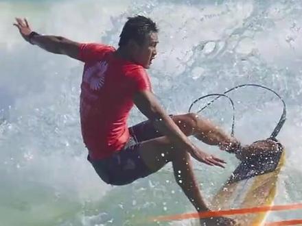 为家乡添彩! 十五届全运会儋州籍运动员吴世栋夺冲浪男子短板冠军#儋州 #十五届全运会