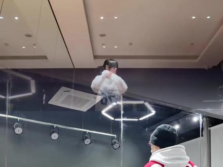 睡醒了吗?来学这个夺命旋风腿,跳完秒睡 #leftrightgo#TWO舞蹈挑战 #dance #舞蹈教学 #青年创作者成长计划