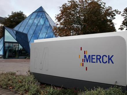 默克公司发现天花,真的一点也不奇怪!#默克 #天花 #美国 #德特里克堡 #一战 #二战 #抖加热门 #抖加小助手 #dou上热门 #涨知识