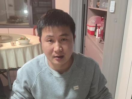 冬至进补,土鸡两吃,炖汤,白切,简简单单满足的一餐#冬至进补 #土鸡汤 #白切鸡