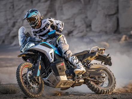 春风发布全新硬派拉力1000MT-X,性能配置快速解读#摩托车#机车#春风动力#1000MTX