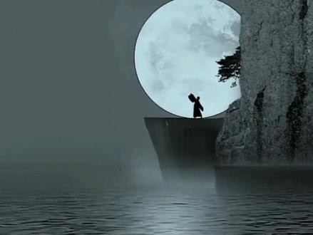 “惊鸿一瞥,误入眉眼,欢喜多年!”#创作灵感 #古风 #诗词 #文学汇 @DOU+小助手