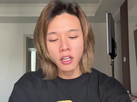 臭豆包,太蠢了#罗伦才 #多重人格 #九亿少女的梦 #霸道总裁#最帅的男人