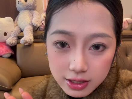 从超女到现在,2026年了李宇春为什么还能这么火?红了20年的原因是?#李宇春 #李宇春演唱会 #李宇春无价之姐 #李宇春周末愉快演唱会 #演唱会