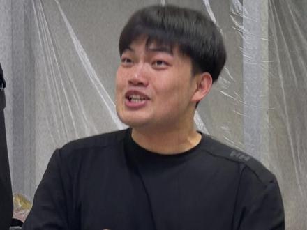 当你舅舅是当地刀枪炮 #郑皓文 #大学生 #段子