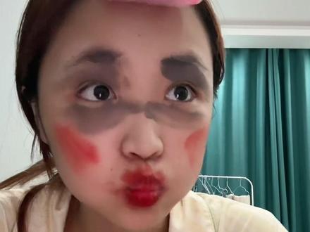 #很新的一种表情包cosplay 报一丝 这题我会