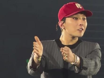 权志龙挑战刀马刀马
#权志龙#bigbang#权志龙粉丝见面会#gd#刀马刀马