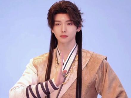 后续轻点虐他成不,欸,很喜欢这个角色啊。#佳偶天成 #金轮 #王以纶 #影视推荐