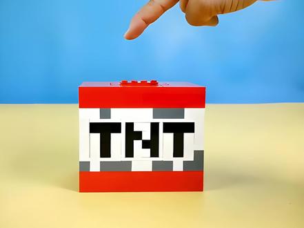 你有一份来自史蒂夫的礼物 #乐高拼搭小技巧 #乐高积木玩具 #乐高 #我的世界tnt #青年创作者成长计划 @DOU+上热门