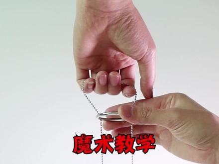 单手旋转飞牌的教学录了几次效果都不满意,以后再补给大家了,见谅 #魔术教学