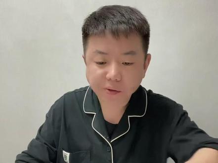 纯享版制作干豆腐卷大葱 摇摆哥先生深情演绎#摇摆哥台球 #干豆腐卷大葱