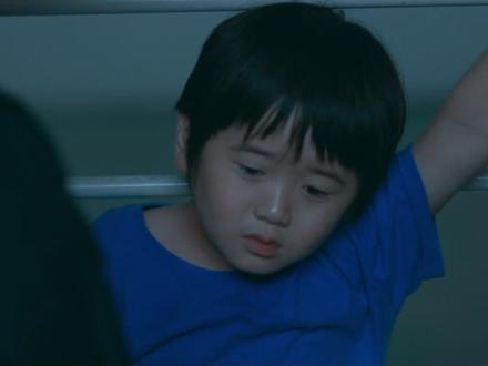 如何在海啸中死里逃生 #电影解说 #悬疑 #灾难 #惊险刺激 #巨洪