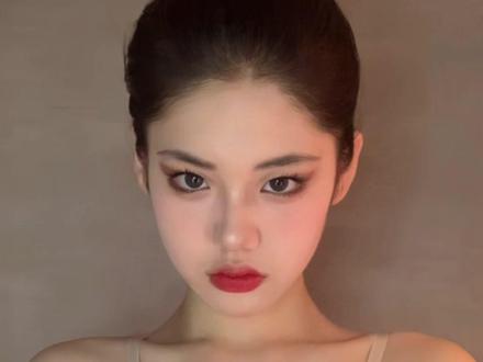 “我比不过那个草包?凭什么首席不能是我?”#黑天鹅