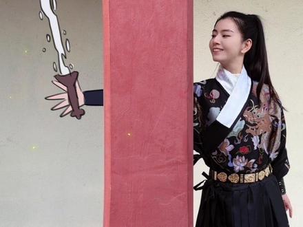 在次元壁另一头的你会是什么样子呢?#米雷画画 #突破次元壁