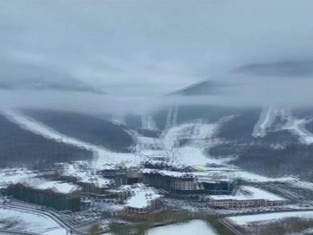 吉林市拟于2023年11月至2024年3月期间,举办第29届吉林国际雾凇冰雪节及新雪季系列冰雪活动,16个超级周末亮点纷呈#这就是来吉林的理由吧 #吉林dou知道