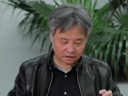 2020年12月24日午夜,我为抖音创作者年刊《生命的光芒在人海里》写下短序《我们的故事》。在五年后的今天,我也正式加入抖音,在这里继续“我们的故事”。#作家余华入驻抖音 #大有学问 #知识行家计划 #用作文回顾我的2025