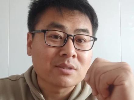 雅马哈有多少支车队? 雅马哈在张雪机车所在的WSBK中量级组别有多少支车队?昨晚摔车的37号车手是雅马哈的一支合作车队,登上领奖台的第二和第三也分别是雅马哈的两支合作车队。 #张雪机车