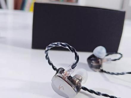 游戏神塞,素质超过音乐耳机-兴戈EG280