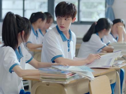 学生时代的换座位,暗藏多少爱恨情仇!#短剧生于1990
