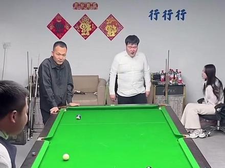 奥超台球,搞笑全球 #奥超台球 #小奥奥 #张智超 #刘回 #潘虹