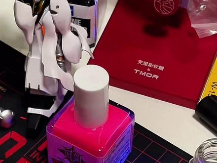 简单便宜的荧光渗线教程来了🧐#胶佬 #荧光渗线 #模型改造教程 #高达模型制作