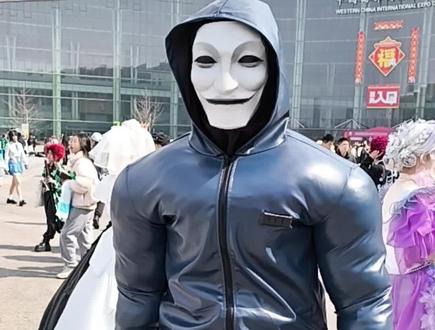 在漫展上让豆包猜coser们出的什么角色,看豆包能猜出来吗?#漫展 #豆包 #整活 #cosplay