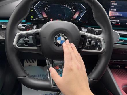 宝马最新系统11/25已陆续推送,提前给车友测试下,好用大家再升级!#宝马5系 #宝马车机升级 #宝马