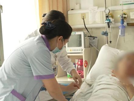 免陪照护病房怎么收费?根据病情和自理能力分2档,比请外面的护工价格便宜至少一半#免陪照护病房 #河南好医声