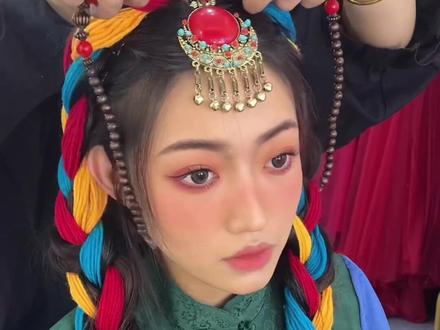 #藏族姑娘 #藏族发型#卓玛 #丁真
超级简单又有视觉冲击力的藏族风卓玛造型
