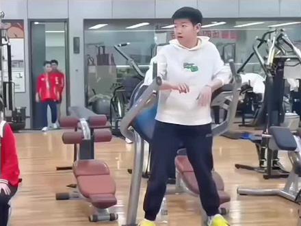 莎莎的800个心眼启动,好可爱,爱死了#孙颖莎800个心眼名场面