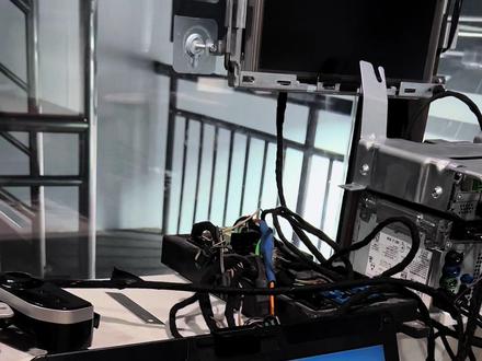 粉丝当地没有专修店不方便升级娱乐系统,拆机器直接寄过来平台升级,捷豹娱乐系统升级#捷豹 #捷豹x f l#路虎 #平行进口车 #专业的事情交给专业人去做