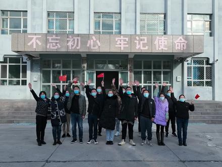 【61团】城中大雪,悠悠钟声,敲响曾经那个遥远而神秘的苹果之乡、丝路古城#第四师 #可克达拉 #六十一团