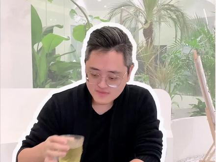 敲好用的小技巧,用好剪映的防抖功能,能增加画面的稳定感。剪映-导入素材-菜单栏最右选择防抖-选择推荐#剪辑教程 #抖音运营小技巧 #干货分享