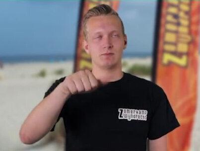 每日一词:bully#英语 #英语每天一分钟