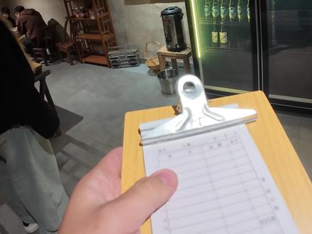 咱家小院来给各位股东汇报菜品啦。
感谢一直以来的云股东的支持,小院终于进入新的阶段。肘子饭真的很香!#味道好极了你们想吃吗 #创业vlog #vlog十亿流量扶持计划 #潍坊 #肘子饭