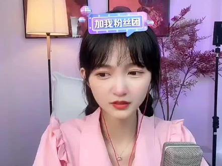 感谢大家一路上的支持和陪伴,我们留下很多欢乐,很多感动,很多回忆,希望丹丹一年比一年好!#蓝光乐队 #马丹丹 #感恩所有的相遇 #所遇皆美好 #世界很甜因为有你 @蓝光乐队