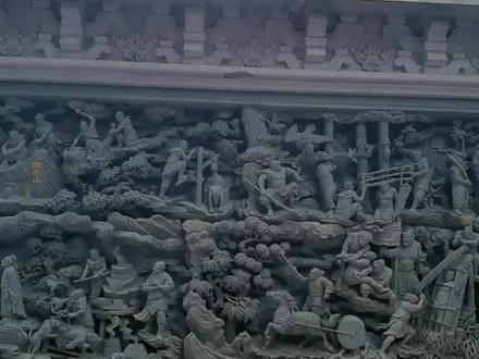 很多人知道北京的八大处,八大处的灵光寺,灵光寺的舍利塔,但是很多人还不知道在灵光寺还可以做一件事就是可以为过世的先人,在世的家人,自己,朋友,乃至宠物、婴灵设立排位吧。
目前共有:年超度牌位、为亡者或者胎婴超度。年普超牌位、为生者做消灾。年吉祥;为生者做祈福。
年度牌位每年都可以做一次,当做功德,冥阳皆福,存亡两利。
年度牌位的有效期为当年的正月十五至来年的正月初八,在这个期间内随时都可以做。
自然年收费。每年200元。年超度的牌子挂在地藏殿的偏店。目前我大略看了下。排位都在蓝板子了。一般祈愿后三天之后可以挂上牌子。可以根据自己的号找到牌子内容。
想挂多久。要记得续费哦。不然到期会被摘除的。#八大处 #八大处 #北京 #灵光寺 @#超度