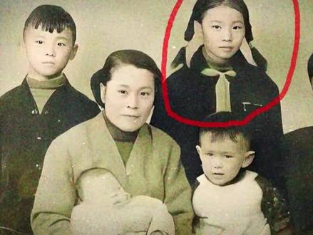 悲情导演谢晋:长女去世,4个子女3个低智,还两度白发人送黑发人 #谢晋 #导演 #我要上热门抖音小助手