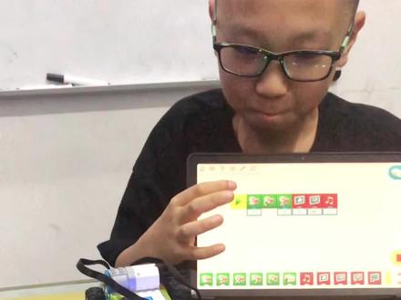 孩子自己设计的《自动扫地车》,创意+知识+实操应用#乐高 #少儿编程
