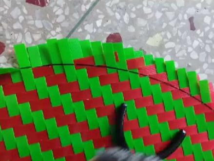 #纯手工编制 #做手工我是认真的 #爱手工爱生活 #零基础教学 ,塑钢带编织簸箕