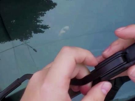 店里换雨刷太贵! 教你不花钱自己换!十代思域换雨刷臂和条 #第一视角 #撸车日常 #汽车 #汽车知识 #懂车帝