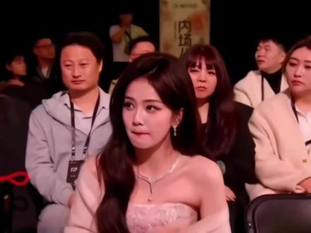 白鹿时隔八年再赴星光大赏,从籍籍无名到光芒万丈 #白鹿 #星光大赏 #叶璃 #莫离