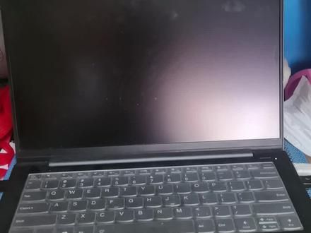 联想小新熄屏时,叮咚叮咚响。亮屏了,声音消失。不是电脑设置问题,分别拔掉各个USB口。最后发现是鼠标的原因!