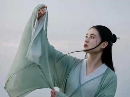 穿成四个反派的娘怎么办?陆娇穿越到一本书里,陆娇成了四个小反派的恶毒娘,谢云瑾首辅娇妻有空间四胞胎,穿越成了四个小豆丁的后娘,穿书的陆娇将四个大反派扼杀在摇篮里!#穿书小说 #穿越小说推荐